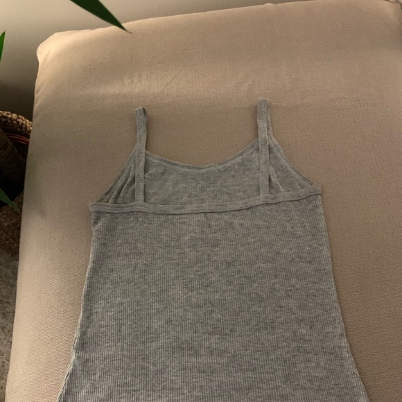 ✨ADORABLE Snoopy tank top✨ - Picture 3 of 5